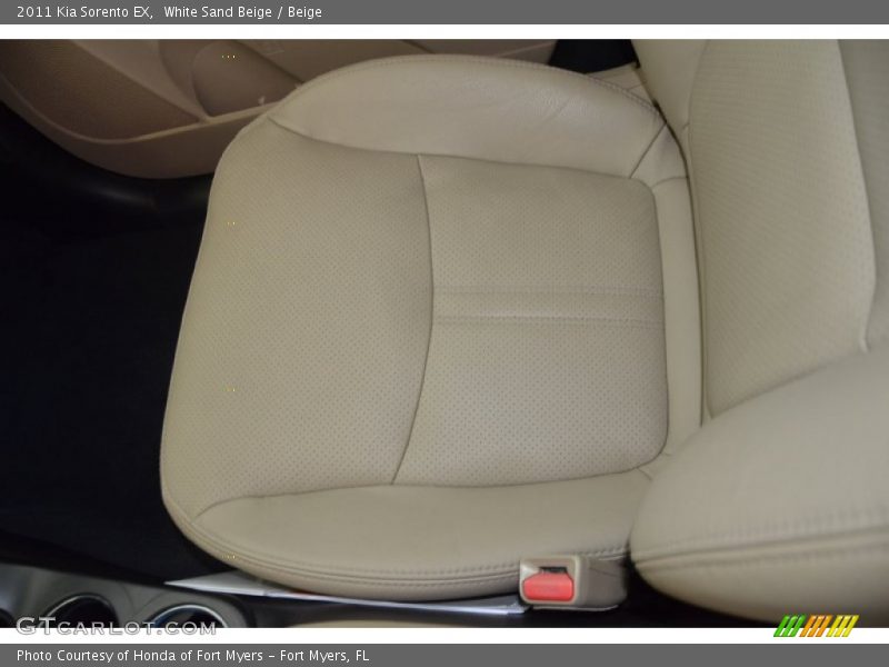 White Sand Beige / Beige 2011 Kia Sorento EX