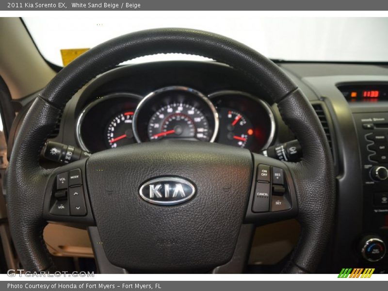 White Sand Beige / Beige 2011 Kia Sorento EX