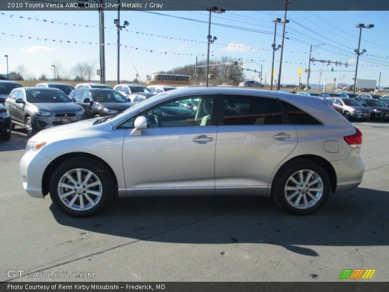 Classic Silver Metallic / Gray 2010 Toyota Venza AWD