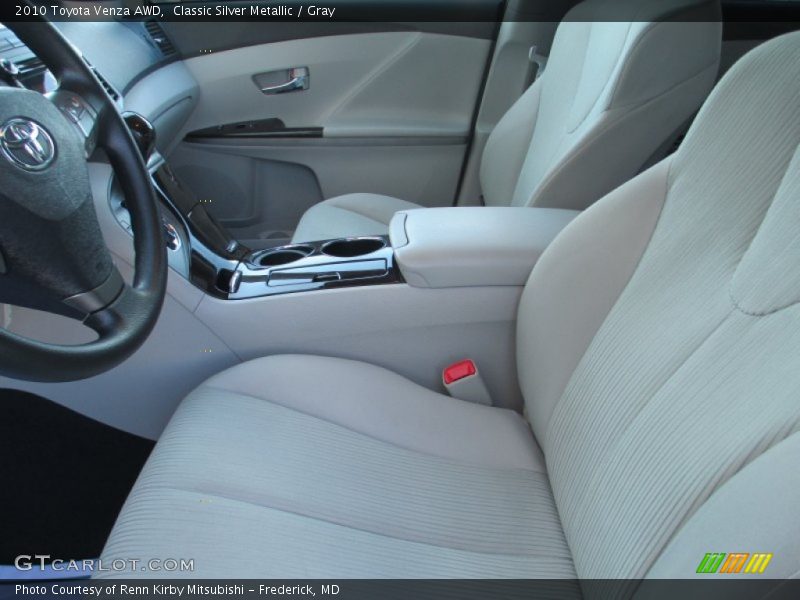 Classic Silver Metallic / Gray 2010 Toyota Venza AWD
