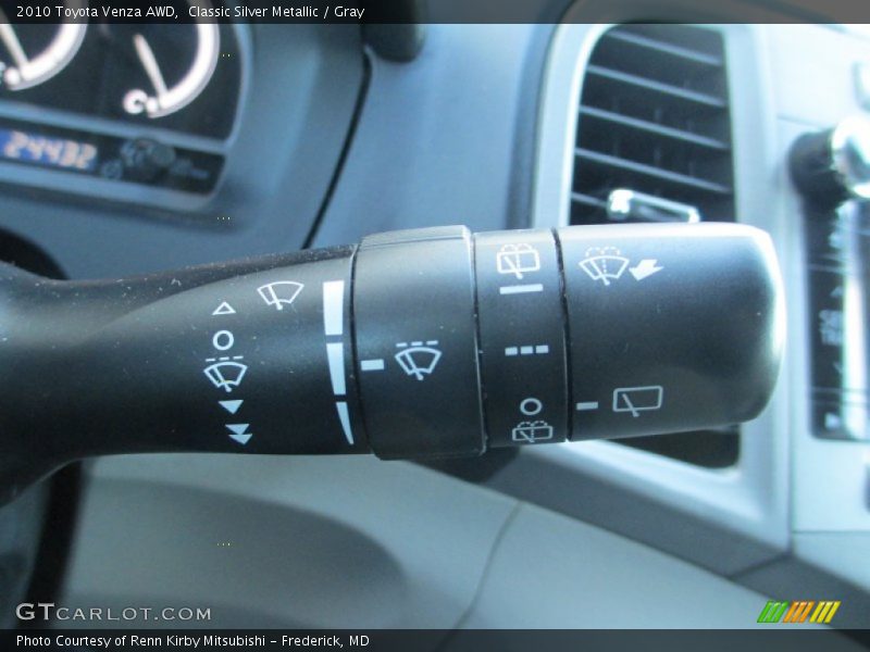 Classic Silver Metallic / Gray 2010 Toyota Venza AWD