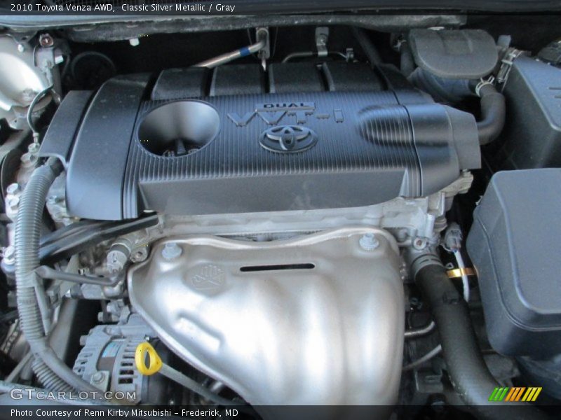 Classic Silver Metallic / Gray 2010 Toyota Venza AWD