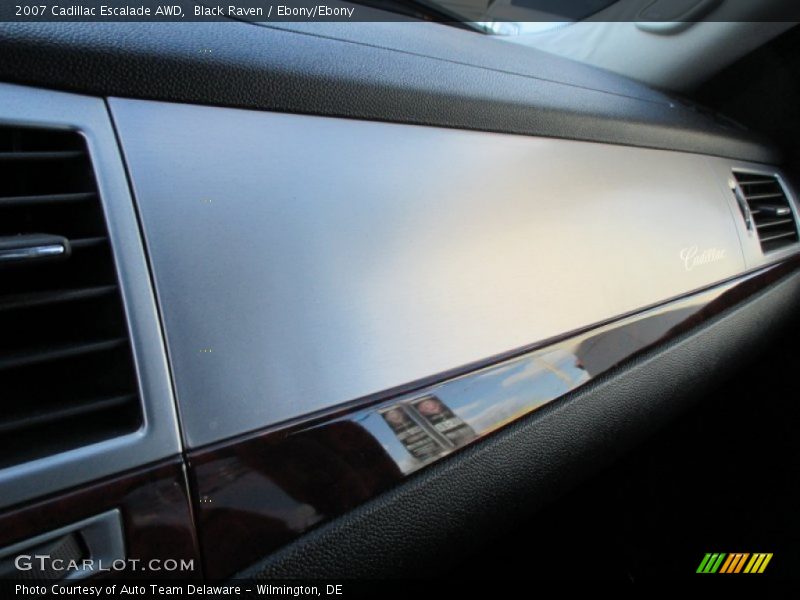 Black Raven / Ebony/Ebony 2007 Cadillac Escalade AWD