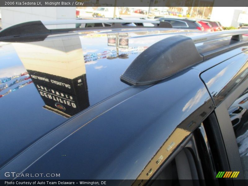 Midnight Black / Gray 2006 Kia Sedona LX