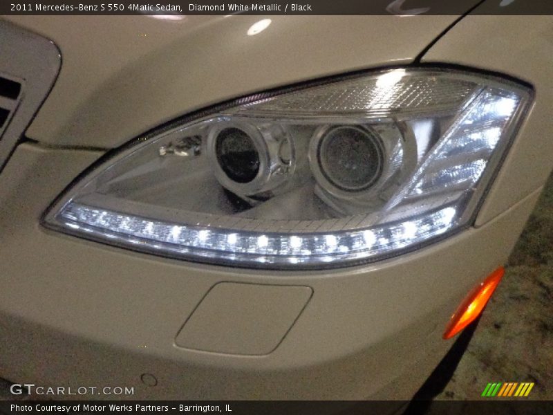 Diamond White Metallic / Black 2011 Mercedes-Benz S 550 4Matic Sedan