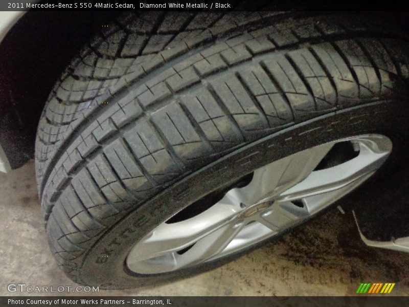 Diamond White Metallic / Black 2011 Mercedes-Benz S 550 4Matic Sedan