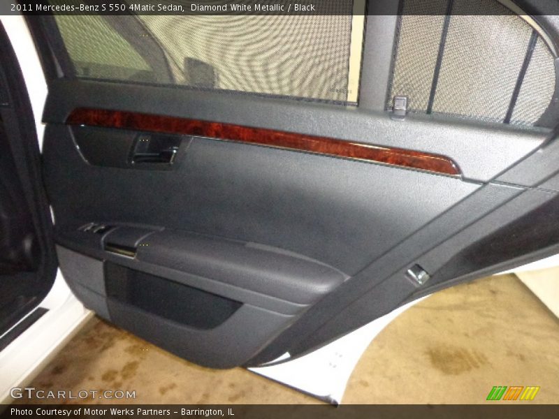 Diamond White Metallic / Black 2011 Mercedes-Benz S 550 4Matic Sedan
