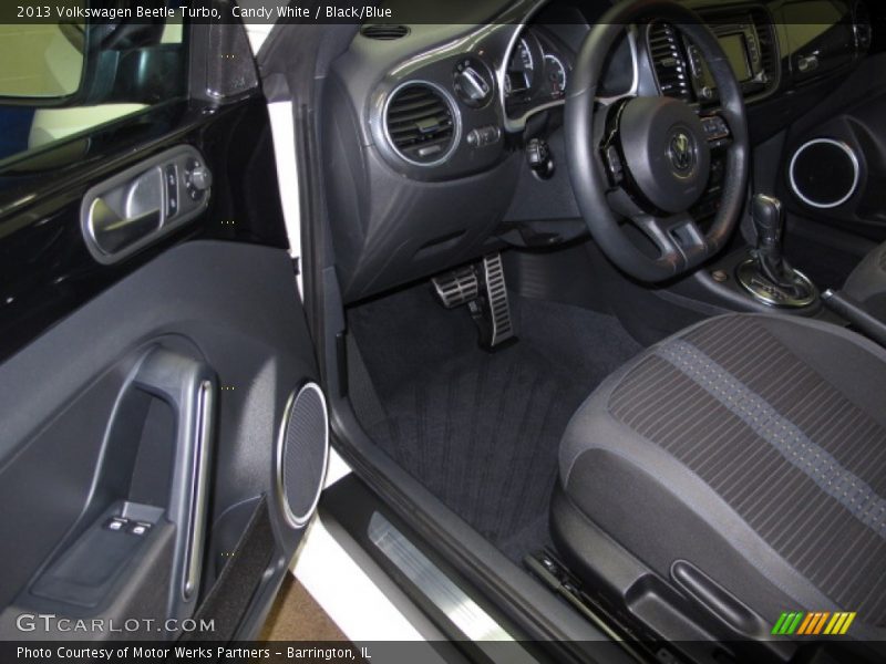 Candy White / Black/Blue 2013 Volkswagen Beetle Turbo