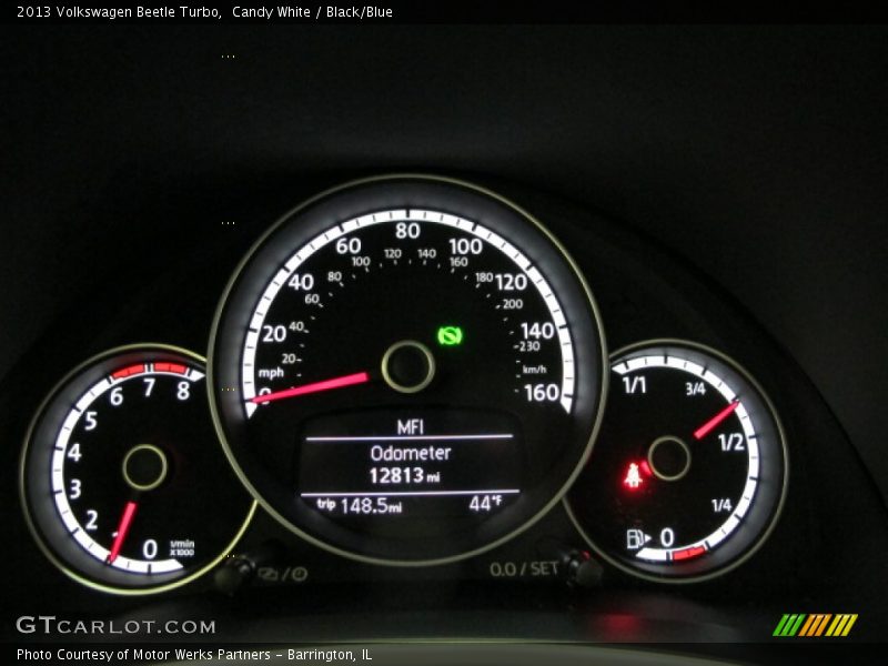 Candy White / Black/Blue 2013 Volkswagen Beetle Turbo