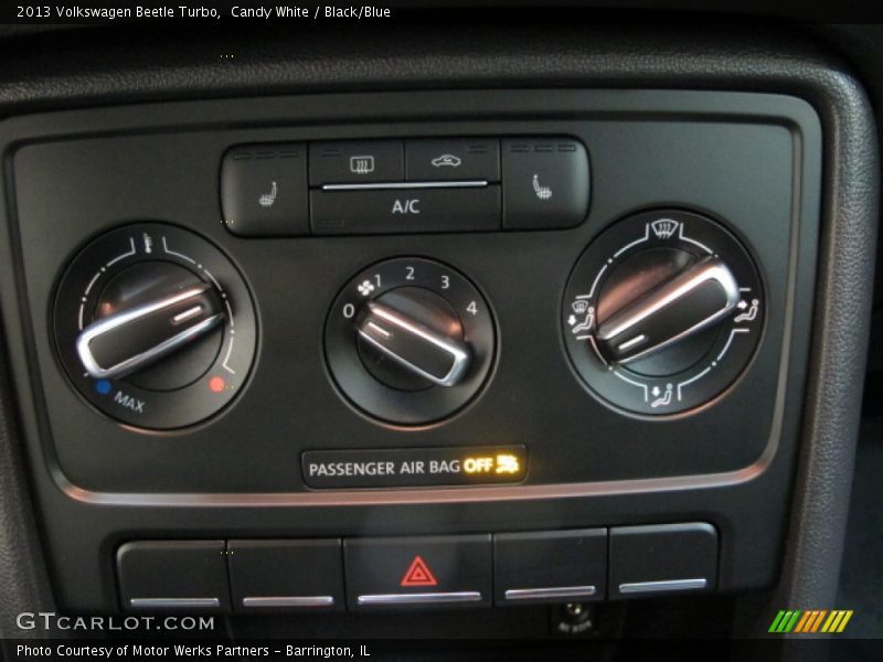 Candy White / Black/Blue 2013 Volkswagen Beetle Turbo