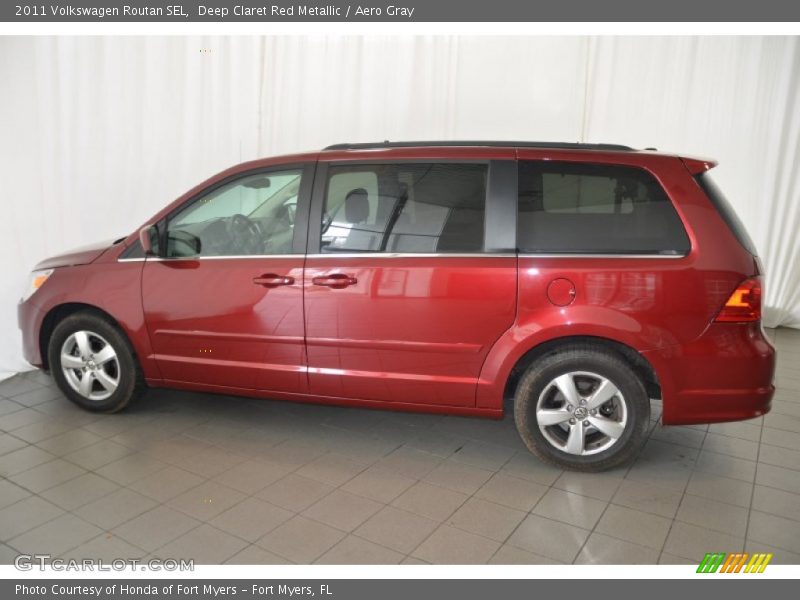 Deep Claret Red Metallic / Aero Gray 2011 Volkswagen Routan SEL
