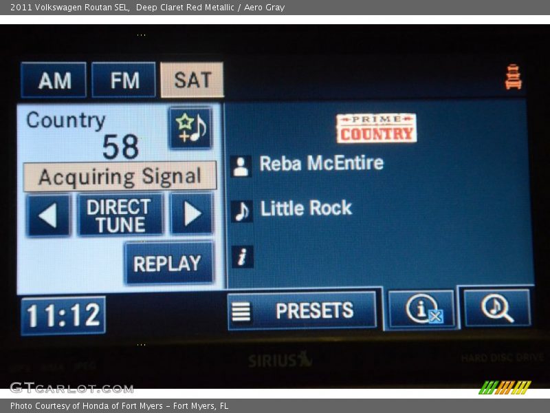 Deep Claret Red Metallic / Aero Gray 2011 Volkswagen Routan SEL