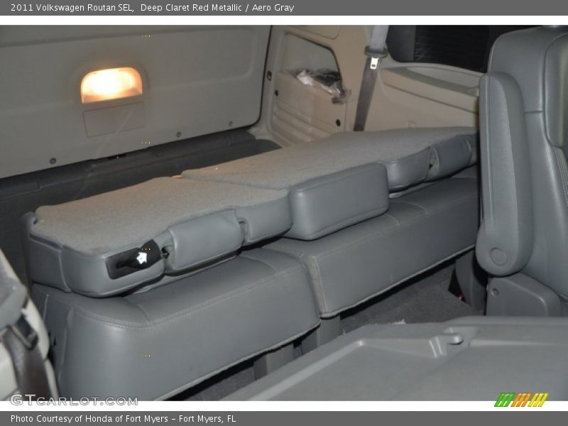 Deep Claret Red Metallic / Aero Gray 2011 Volkswagen Routan SEL