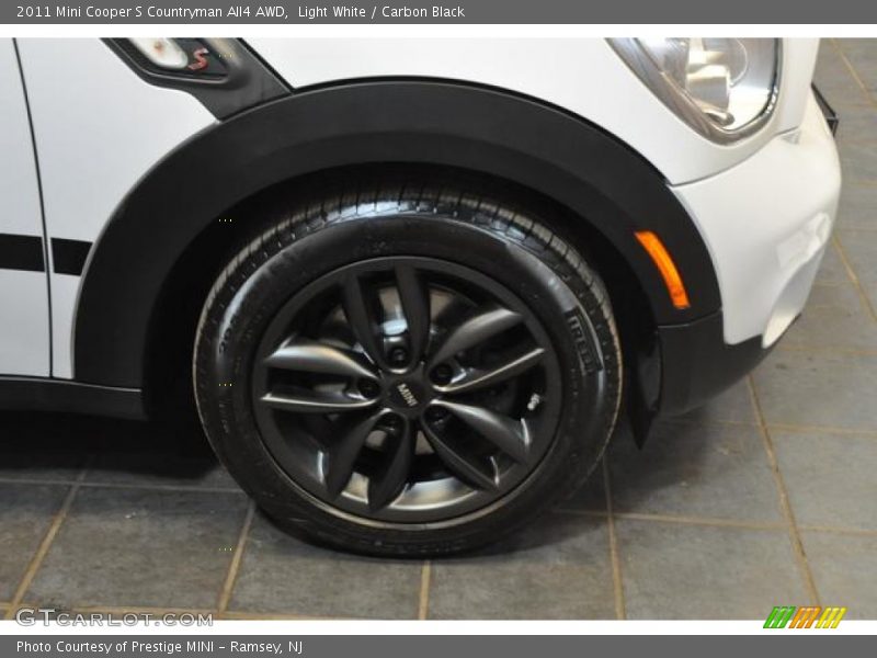 Light White / Carbon Black 2011 Mini Cooper S Countryman All4 AWD