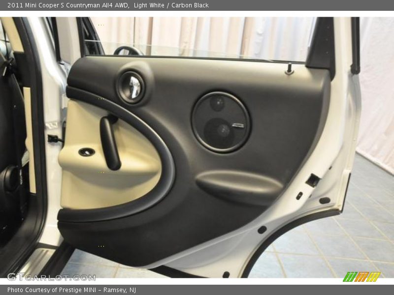 Light White / Carbon Black 2011 Mini Cooper S Countryman All4 AWD