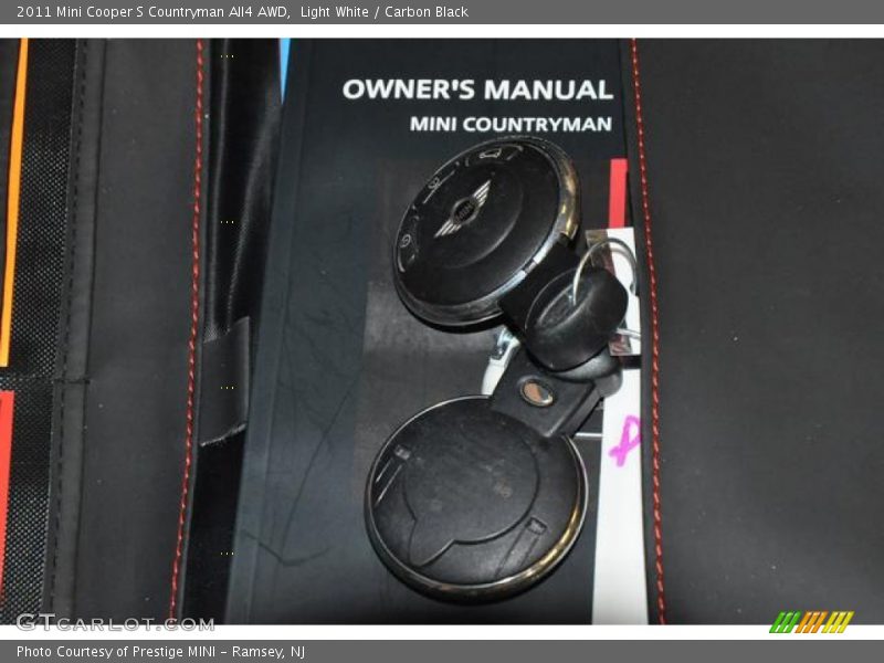 Light White / Carbon Black 2011 Mini Cooper S Countryman All4 AWD