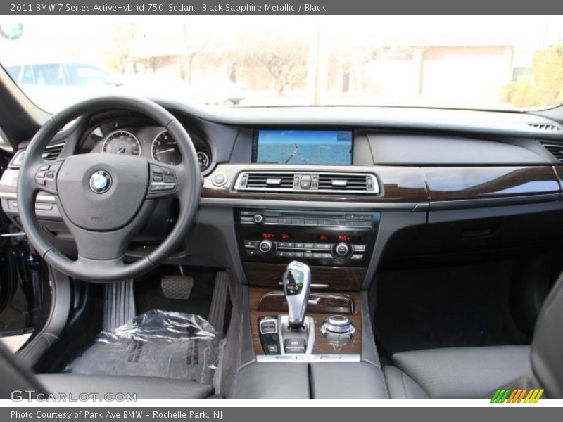 Dashboard of 2011 7 Series ActiveHybrid 750i Sedan
