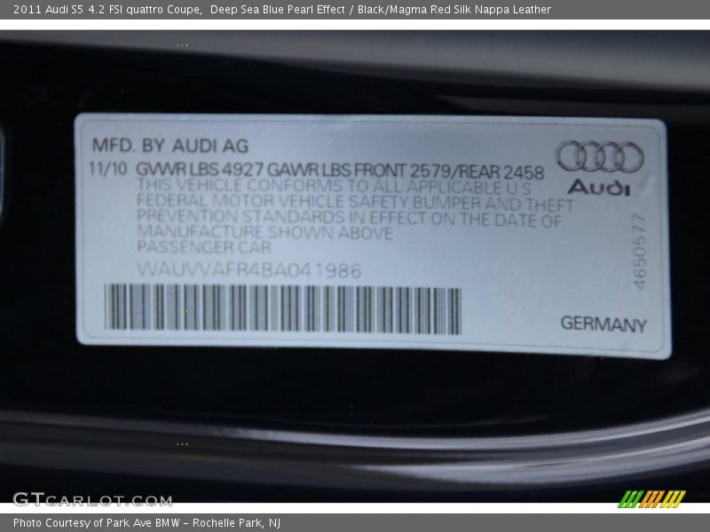 Deep Sea Blue Pearl Effect / Black/Magma Red Silk Nappa Leather 2011 Audi S5 4.2 FSI quattro Coupe