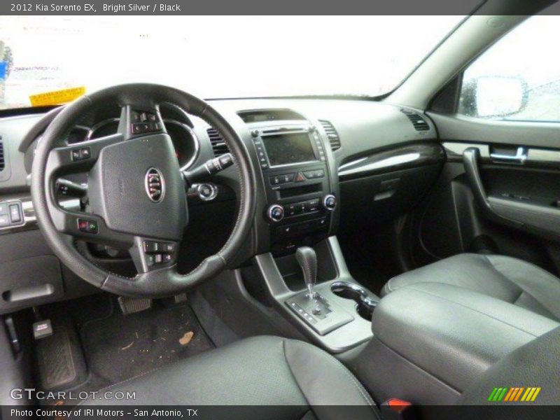 Black Interior - 2012 Sorento EX 