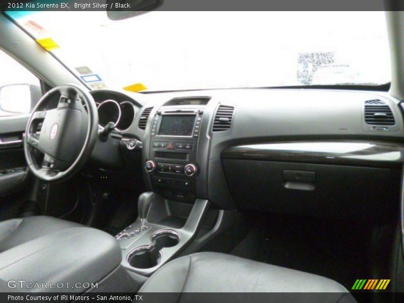 Bright Silver / Black 2012 Kia Sorento EX