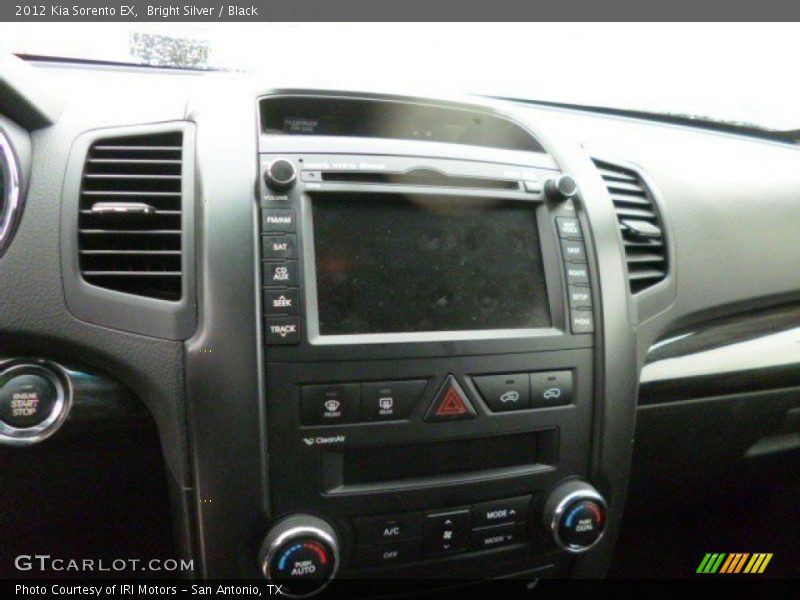 Bright Silver / Black 2012 Kia Sorento EX