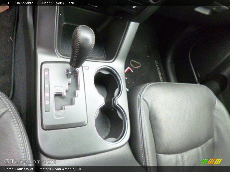 Bright Silver / Black 2012 Kia Sorento EX