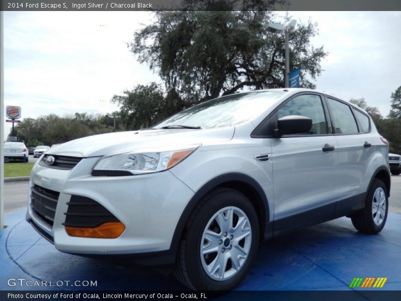 Ingot Silver / Charcoal Black 2014 Ford Escape S