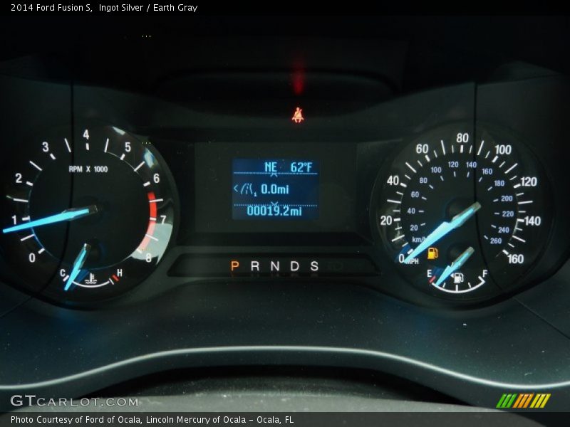 Ingot Silver / Earth Gray 2014 Ford Fusion S