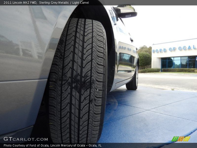 Sterling Grey Metallic / Light Camel 2011 Lincoln MKZ FWD