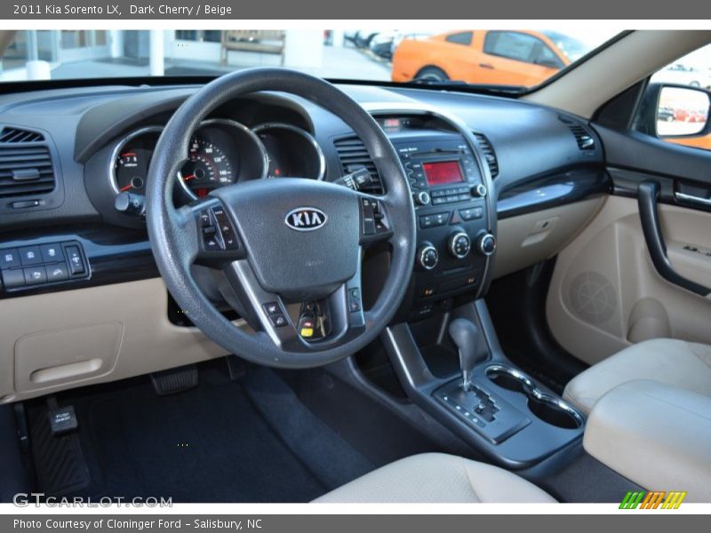 Dark Cherry / Beige 2011 Kia Sorento LX