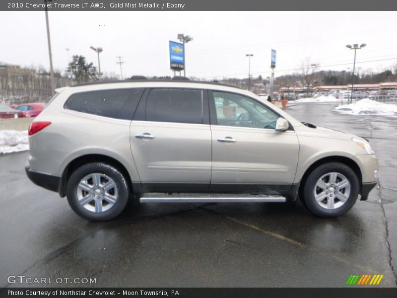 Gold Mist Metallic / Ebony 2010 Chevrolet Traverse LT AWD