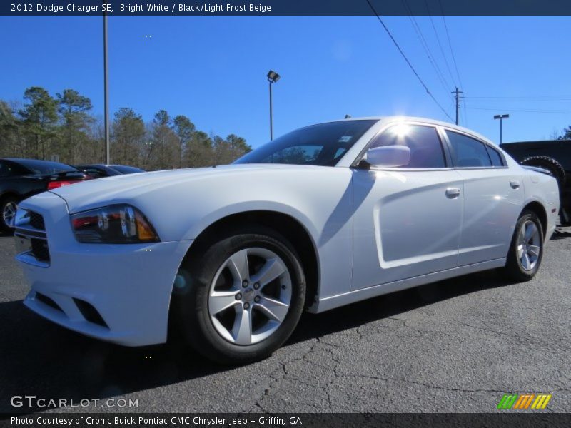 Bright White / Black/Light Frost Beige 2012 Dodge Charger SE