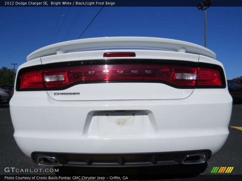 Bright White / Black/Light Frost Beige 2012 Dodge Charger SE