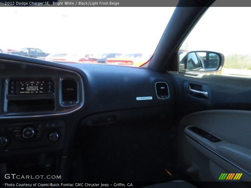 Bright White / Black/Light Frost Beige 2012 Dodge Charger SE