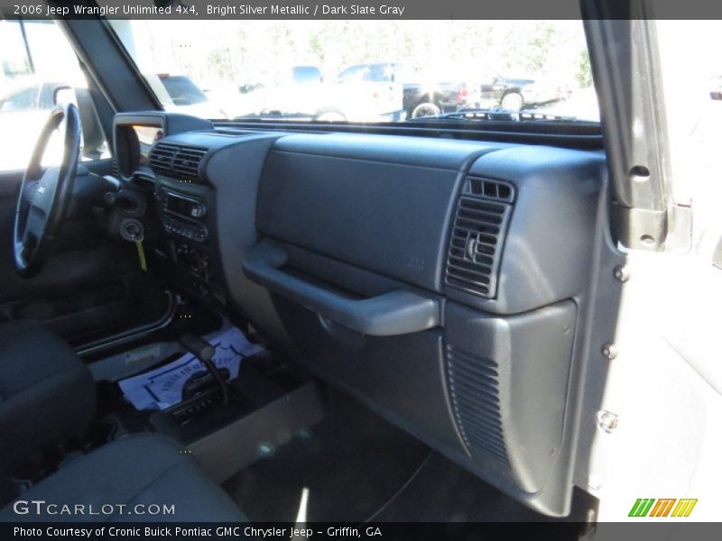 Bright Silver Metallic / Dark Slate Gray 2006 Jeep Wrangler Unlimited 4x4