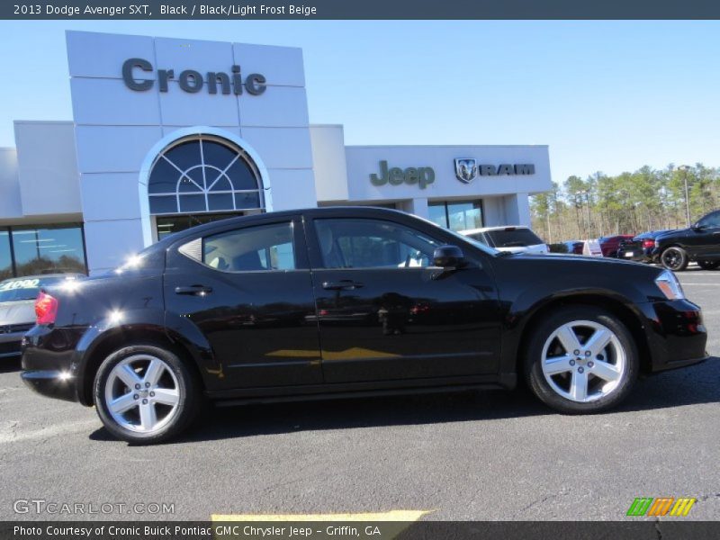 Black / Black/Light Frost Beige 2013 Dodge Avenger SXT