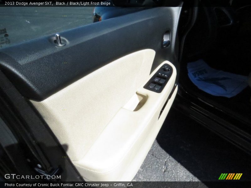 Black / Black/Light Frost Beige 2013 Dodge Avenger SXT
