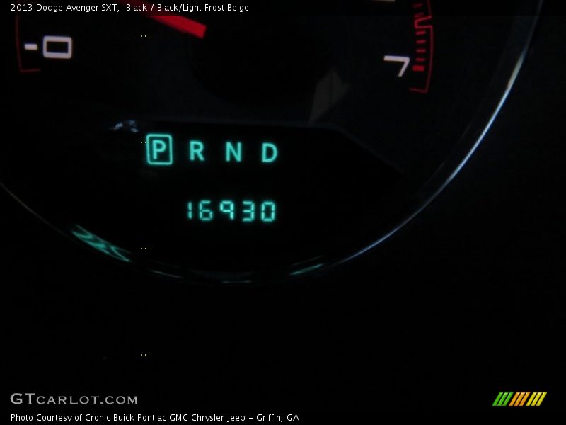 Black / Black/Light Frost Beige 2013 Dodge Avenger SXT