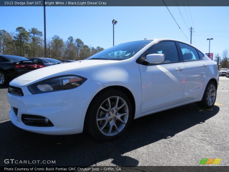 Bright White / Black/Light Diesel Gray 2013 Dodge Dart SXT