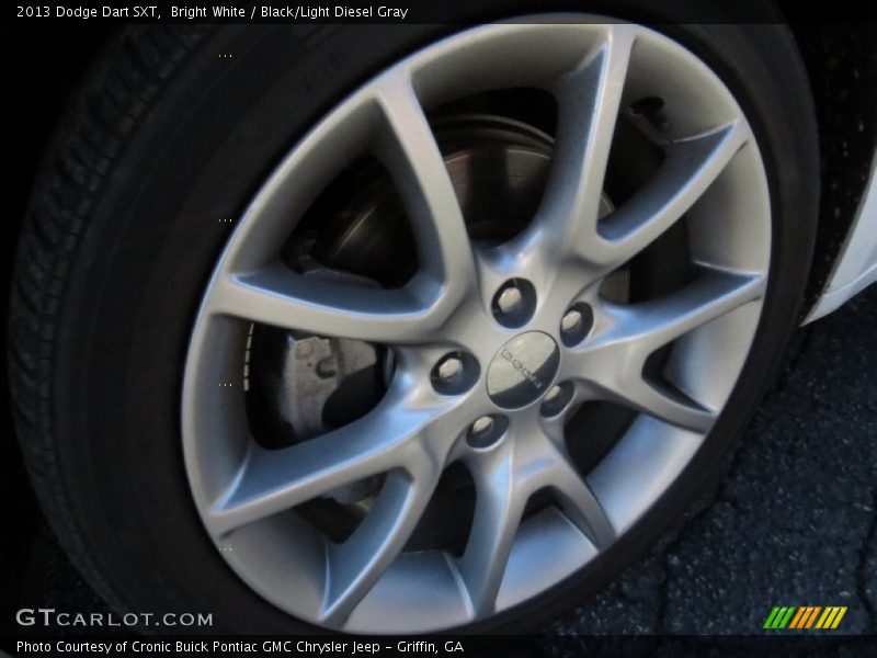 Bright White / Black/Light Diesel Gray 2013 Dodge Dart SXT