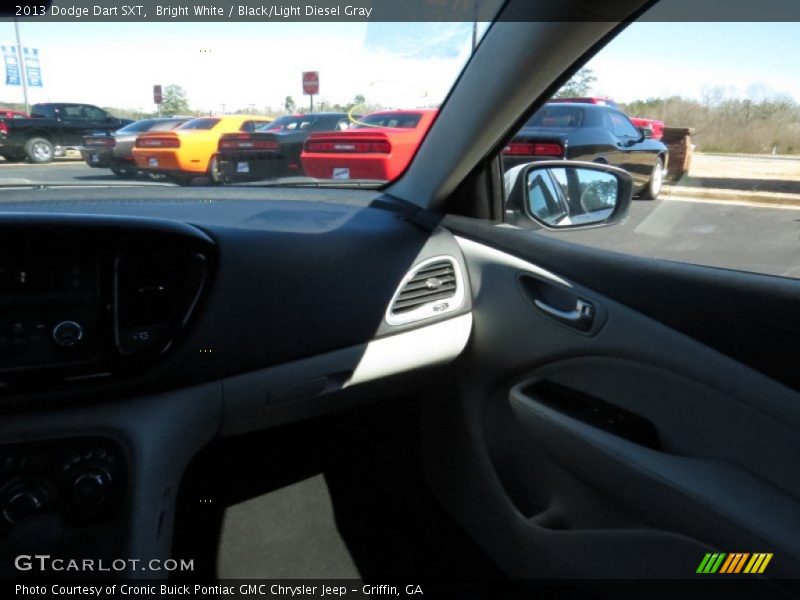 Bright White / Black/Light Diesel Gray 2013 Dodge Dart SXT