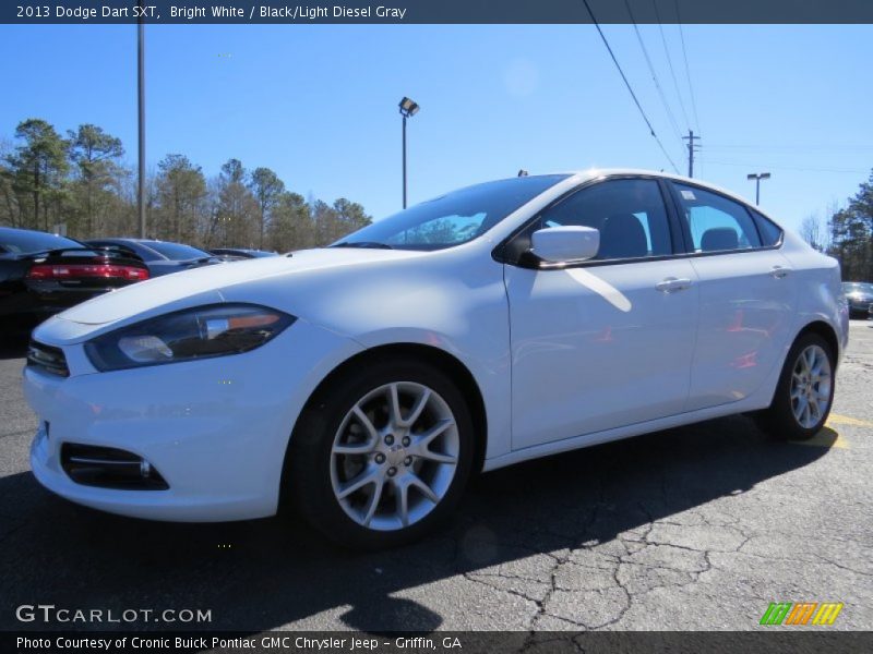 Bright White / Black/Light Diesel Gray 2013 Dodge Dart SXT