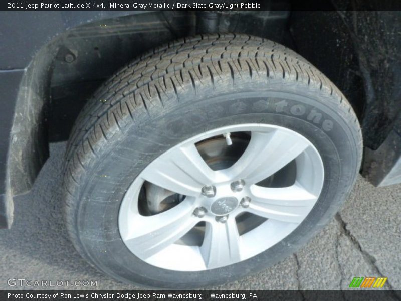 Mineral Gray Metallic / Dark Slate Gray/Light Pebble 2011 Jeep Patriot Latitude X 4x4