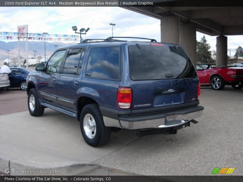 Medium Wedgewood Blue Metallic / Medium Graphite 2000 Ford Explorer XLT 4x4