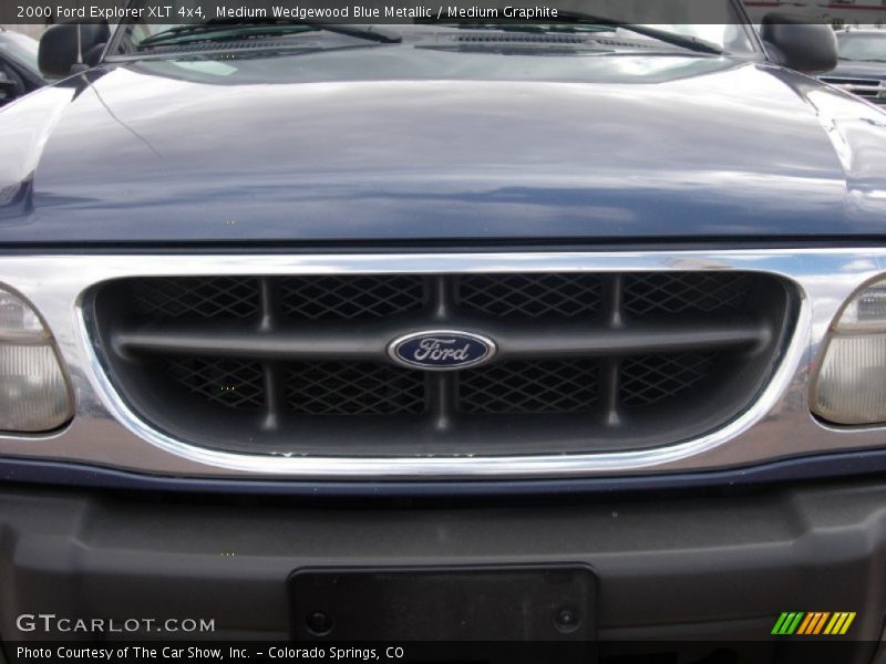 Medium Wedgewood Blue Metallic / Medium Graphite 2000 Ford Explorer XLT 4x4
