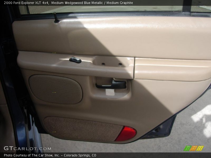 Medium Wedgewood Blue Metallic / Medium Graphite 2000 Ford Explorer XLT 4x4