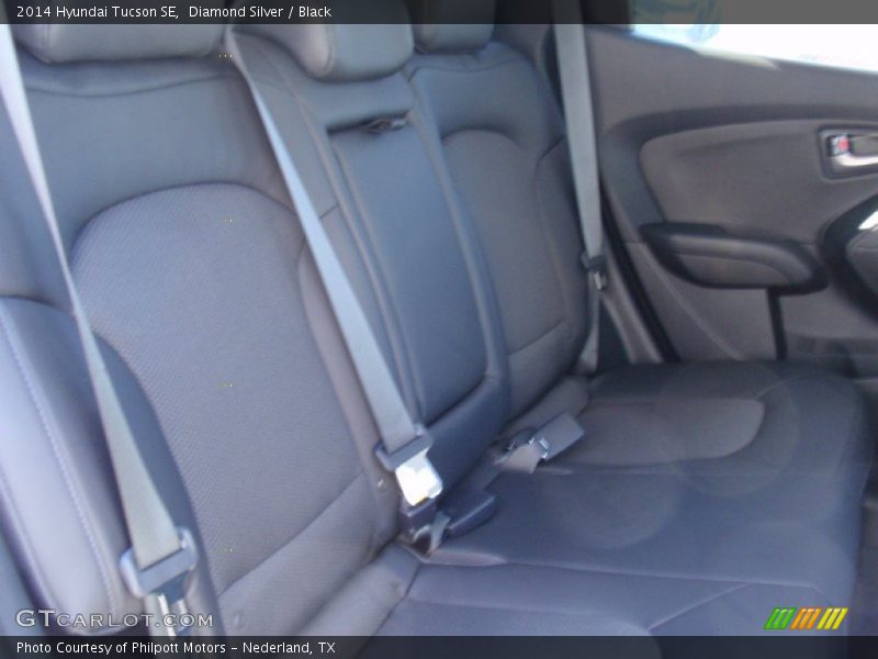 Diamond Silver / Black 2014 Hyundai Tucson SE