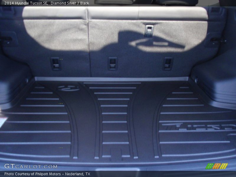 Diamond Silver / Black 2014 Hyundai Tucson SE