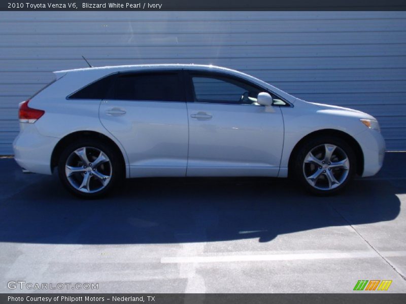 Blizzard White Pearl / Ivory 2010 Toyota Venza V6