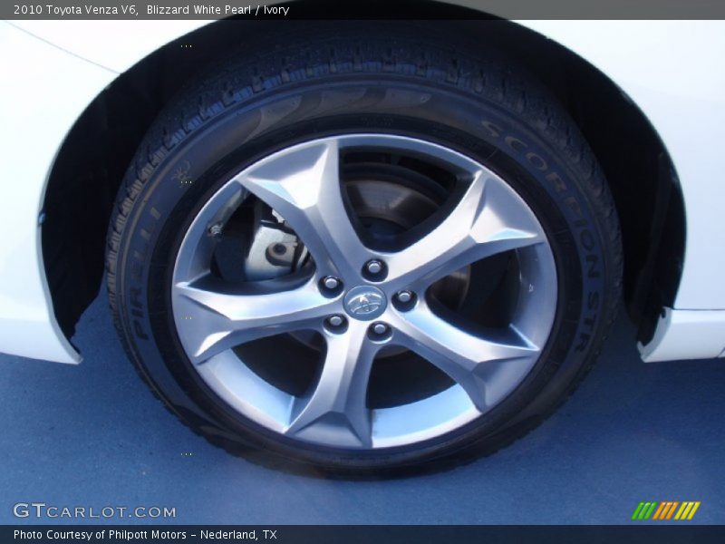 Blizzard White Pearl / Ivory 2010 Toyota Venza V6